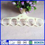 High Quality Eco-friendly 5-hole Ring Rope Slots Holder Hook Scarf Wraps Shawl Storage Hanger thumbnail-2