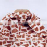 Wholesale Polyester Winter at Home Heated Blanket Print Sheet Set Super Comfy Knit Jacquard Appliqued Plush Pillow Blanket Scarf thumbnail-4