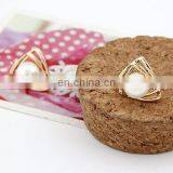 Korean Jewelry Sweet and Romantic and Lovely and Generous Temperament Imitation Pearl Earring Hollow Triangle Earring thumbnail-5