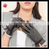 2016 fangle elegant suede gloves decorated with fur cuff