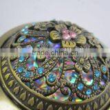 Retro Round Hollowing Metal Mirror With Diamonds/mirror thumbnail-5