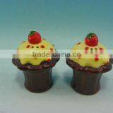 2012 NEWEST CERAMIC SALT AND PEPPER SHAKER thumbnail-1