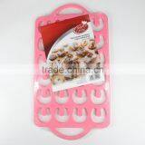 24pcs Moon Shape Cake Molds thumbnail-3