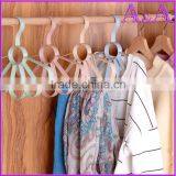 Factory Supply High Quality Various Velvet Hangers thumbnail-2