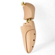 Hot Sale Pine Wood Shoe Stretcher Painted Wooden Shoe Tree for Leather Shoes thumbnail-5