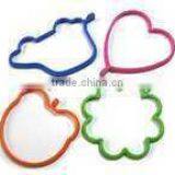 4pcs Set Silicone Egg Ring thumbnail-1