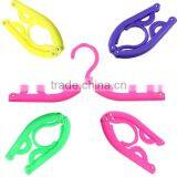 MAKE DESIGN High Quality Plastic Expandable Clothes Hanger ,FOLDABLE Hangers for Clothes thumbnail-4