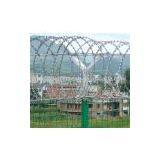 Razor Barbed Wire Fence thumbnail-2