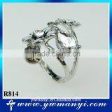 Hot Sale Crystal Ring Fashion Young Plated Silver Flower Ring R814 thumbnail-1