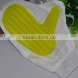 Pet Bathing Massage Gloves Brush thumbnail-2