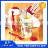 Wholesale Plastic Portable Salad Shaker Cups With Forks thumbnail-1