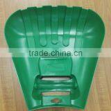 Garden Tool Plastic Hand Leaf Scoop Can be Customized Bear's Paw Grass Collector thumbnail-2