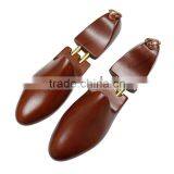 Irregular Shape Luxuary Type Cedar Wood Environmental Painted Shoe Tree With a Ring at the End Part thumbnail-1