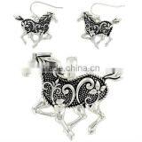 Silvertone Ivy & Dot Textured Horse Pendant and Earrings Set