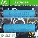Sanyun Bicycle Parts Factory Hot Sell Colored Bicycle Grips Skull Bicycle Grip thumbnail-1