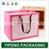 Custom Design Logo Printed Foldable Paper Gift Bag thumbnail-3