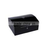 Large Storage Portable Lacquered/wooden Cigar Box thumbnail-2