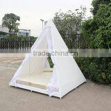 Домашняя ратановая мебель. Пирамидальная форма. Спальная комната. Белая сетчатая кровать. thumbnail-3