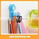 Wall Mounted Powerful Suction Cup Hook Hanger Plastic Bath Wall Hook thumbnail-1