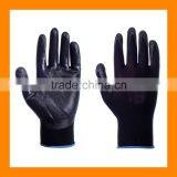 13 Gauge Oil And Chemical Resistant Disposable Black Nitrile Gloves thumbnail-1