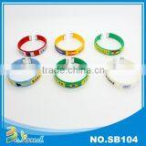 High Quality Soft Texture Promotional Silicone Bracelet thumbnail-3