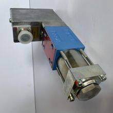 D633-313B Moog DDV Proportional Valve 399/460B/525B/358B/319B/317/308B Hydraulic Valve thumbnail-1