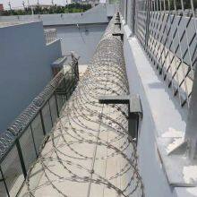 Barbed Razor Wire Roll Powder Coated for Security Wire Fencing and Prison Perimeter Fence Application Long Lasting thumbnail-3