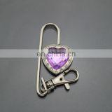 Custom logo metal diamond heart-shaped bag hooks for bags