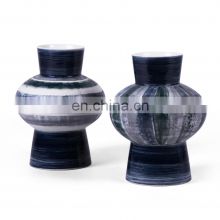 New Chinese Handmade Matt Round Shape Ornaments Blue And White Ceramic Decorative Vase for Flower Arrangement