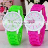 2014 Unisex 10 Colors Women Wrist Watch thumbnail-2