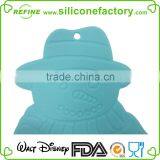 100% Food Grade Heat Resistant Silicone Pad Mat/ Coaster With Snowman Style thumbnail-4
