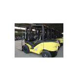 2 Ton Diesel Forklift Truck thumbnail-1