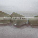 Wholesale Tumbled Flat Loosen Faceted Gemstone Manufacturer Moonstone thumbnail-4