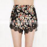 HAODUOYI Women Black Rose Print Lace Contrast Shorts thumbnail-2