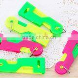 Plastic Automatic Needle Thread Threader Needle Guider for Sewing Embroidery thumbnail-2