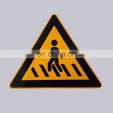 Wholesale Cheap OEM Size Design Accepted Custom Warning Board Reflective Aluminum Traffic Sign thumbnail-1