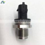 Автомобильные запчасти. Сенсор высокого давления топливной магистрали 0281002706 для RENAULT MAN