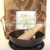High Quality Handmade in Nepal Plain Colored Tibetan Singing Bowl thumbnail-2