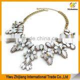 2016 Latest Design Flower Shape Elegant Natural Bead Stone Necklace Jewelry Fashion Ladies Necklace thumbnail-4