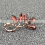 The New 2015 Leaf Shape Brooch Europe And The United States Process Both Men And Women Pin thumbnail-4