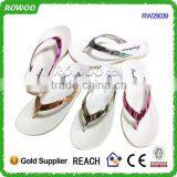Latest Design White Crystal Women Fancy Custom Flip Flops thumbnail-2