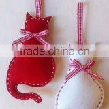 2017 High Quality Fashion New Design Bad Cat Toys Lucky Pet Accessories Hanging Ornament Manufacturer in China OEM ODM