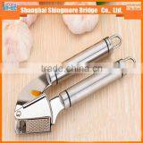 Kitchen Vegetable Fruit Tools High Quality Stainless Steel Garlic Press thumbnail-5