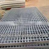 Walking Steel Grating thumbnail-1
