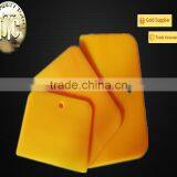 Colorful Plastic Spreader thumbnail-2