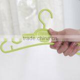 Plastic Small PP Material Hangers thumbnail-4