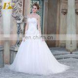 Modern Sleeveless Sweetheart Lace Applique Hand-made Flower Wedding Dress White thumbnail-1