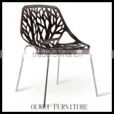 Black shell chair with metal leg