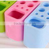 Multi-color Creative Plastic 8 Holes Toothbrush Holder thumbnail-2