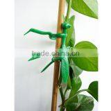 Green Plastic Animal Mantis Plant Ties thumbnail-5